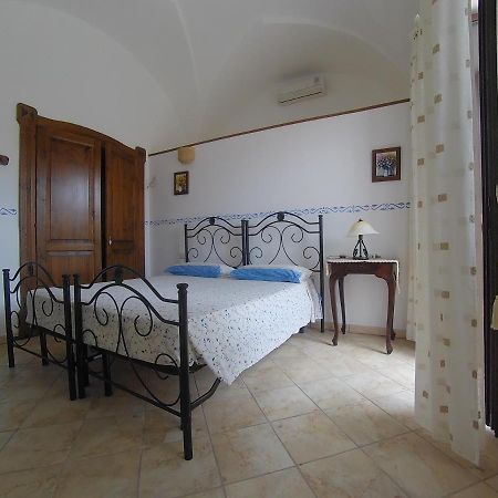 Azienda Agrituristica Masseria La Verna Patù Exteriör bild