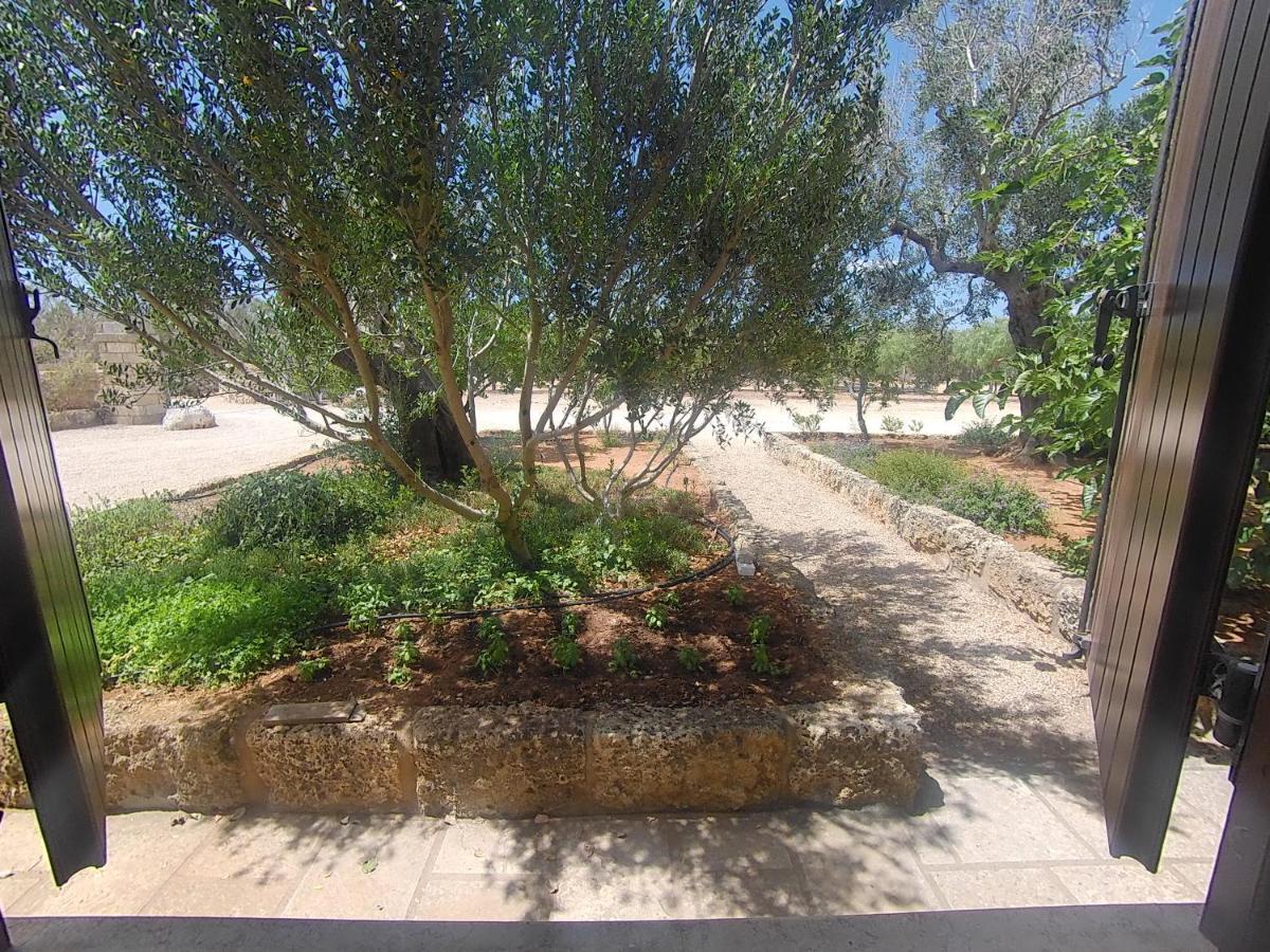 Azienda Agrituristica Masseria La Verna Patù Exteriör bild